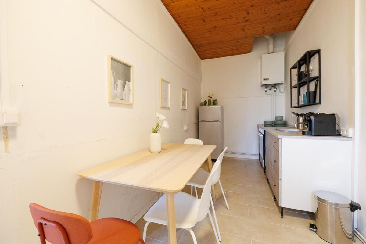 Mit 9 Schlafplaetze Apartment Wien