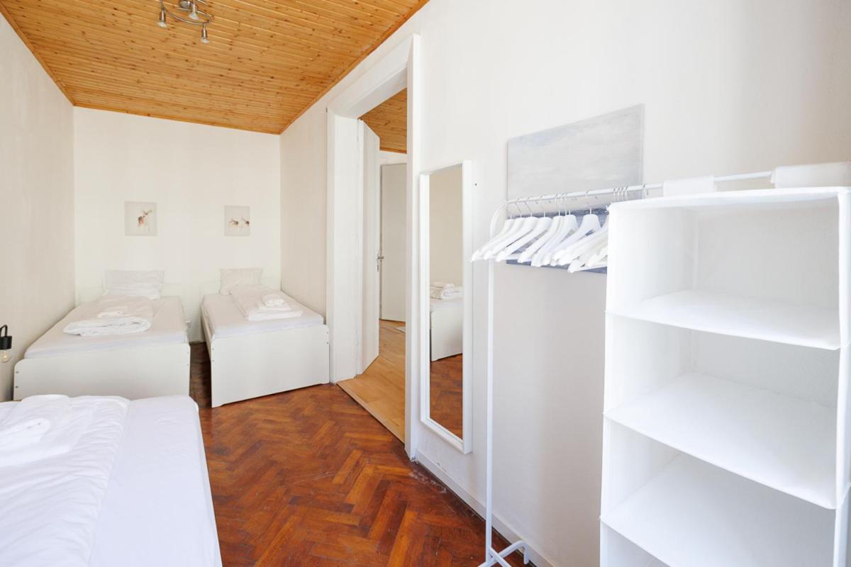Mit 9 Schlafplaetze Apartment Wien
